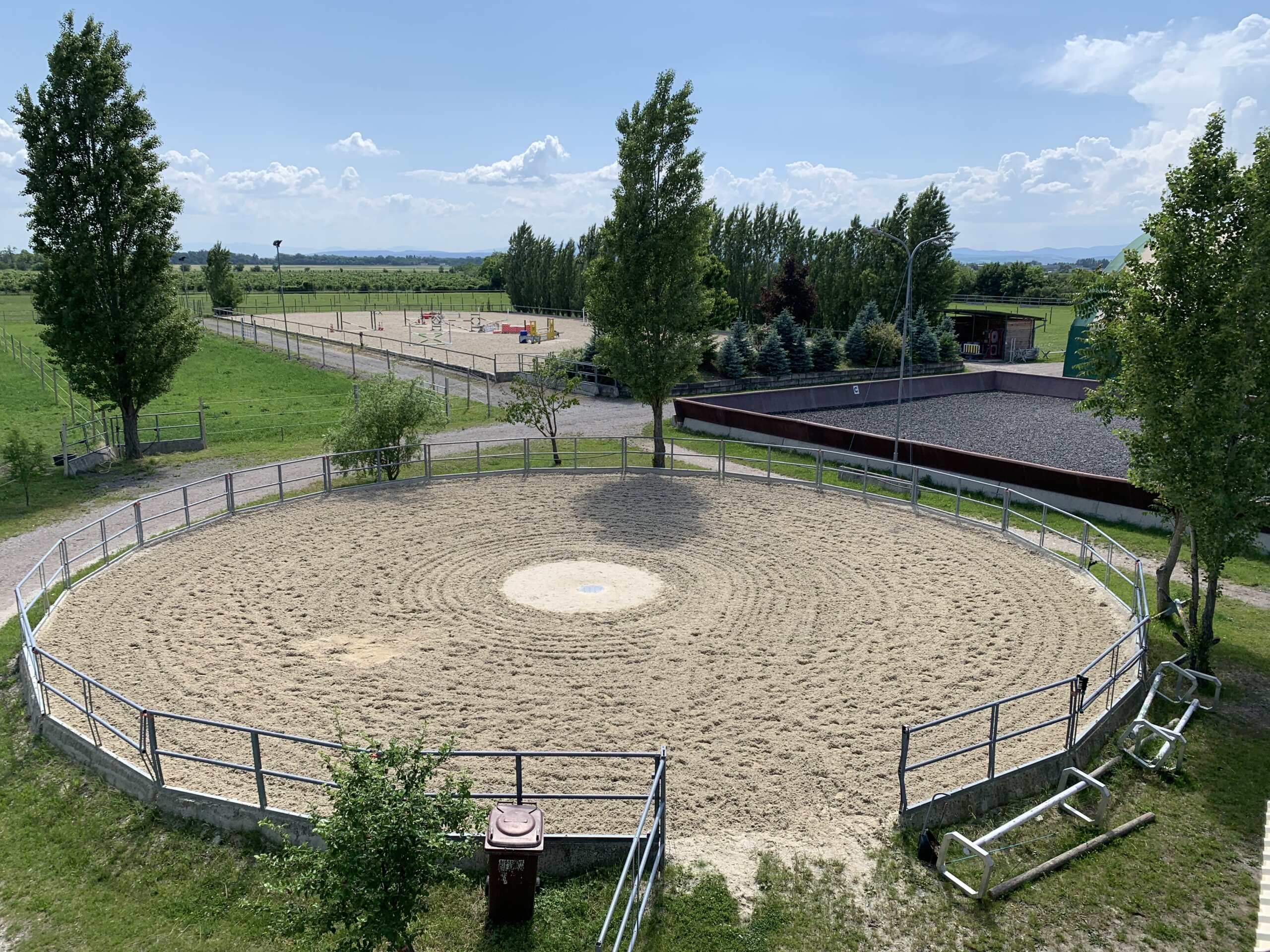 Pferdehof ERIDIAN Aussenanlage
